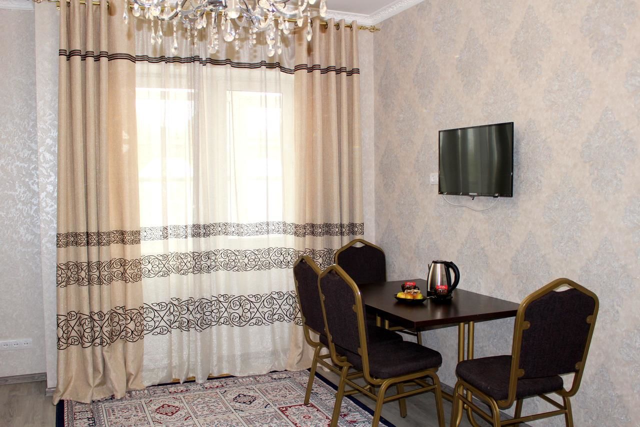 Апартаменты Navoi street, 208 Алматы-24